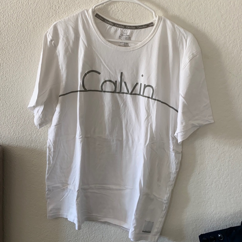 Calvin Klein t shirt